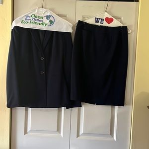 Calvin Klein navy blue suit two piece. Size 2.